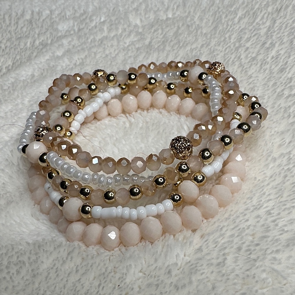 5 Bracelet Bundle in Peachy Pink Golden & White Beaded Dainty Feminine NWT Gifts